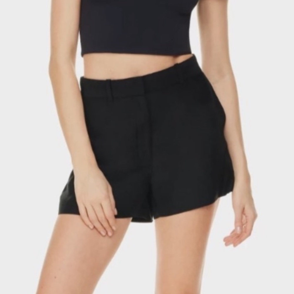 Aritzia Babaton effortless black trouser pleated Elegant High Waist Black Shorts